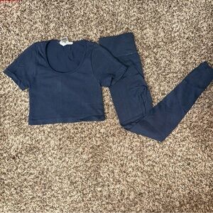 Hippie Rose Navy Crop Top